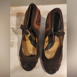 Elegant Brown and Tan Women's Shoes
